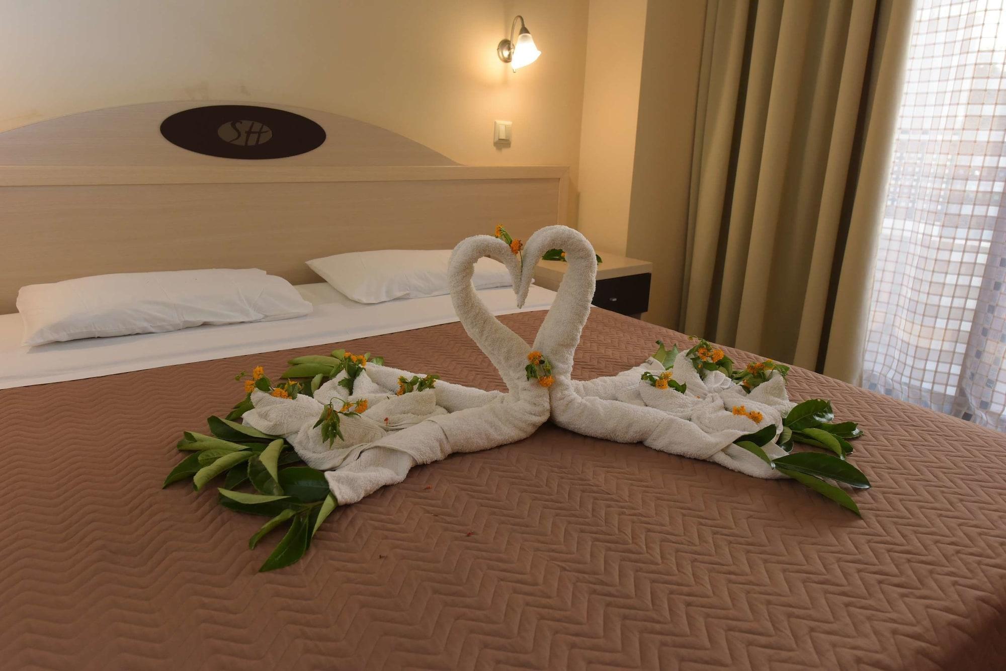 Santa Helena Hotel Ялиссос Экстерьер фото