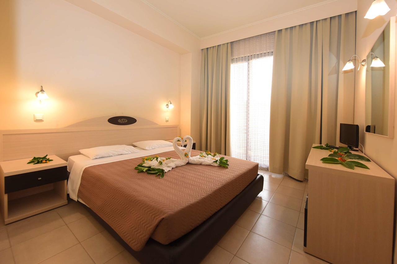 Santa Helena Hotel Ялиссос Экстерьер фото
